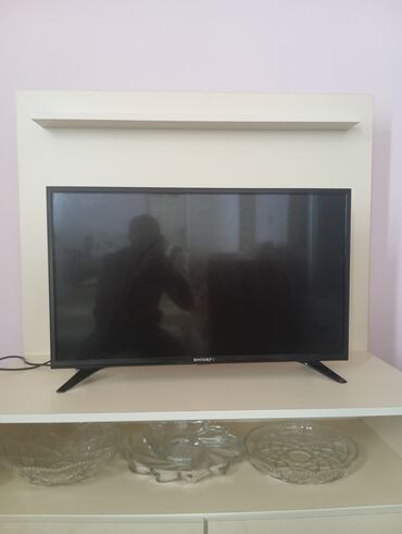 televizor 107: İşlənmiş Televizor Shivaki LCD 83" HD (1366x768), Pulsuz çatdırılma