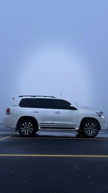 Toyota: Toyota Land Cruiser: 2012 г., 4.6 л, Автомат, Газ, Внедорожник — 5