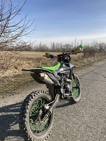 Мотоциклы: XINGUZUN 300cc 6 ступка 175fmn двигатель Вложений нет, тяга хорошая — 5