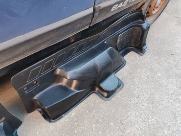 Auto delovi: Obloga stranice zadnje Lada 21213,21214 Niva br.5. Polovne, ocuvane — 9