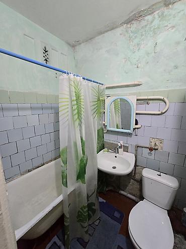 o store: 2 комнаты, 44 м², Ошский мкр., 103 серия, 2 этаж — 3
