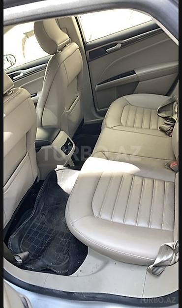 Avtomobil salonu üçün digər detallar: Ford Fusion — 6