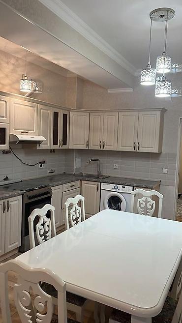 Продажа квартир: 2 комнаты, 80 м² — 1