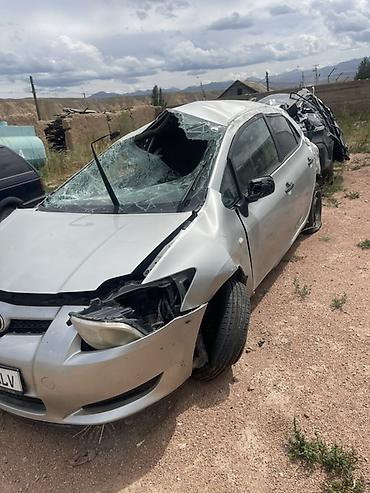 сполер нексия: Toyota Auris, хэтчбек 5 дв., серебристый. Главное: - Машина после — 1