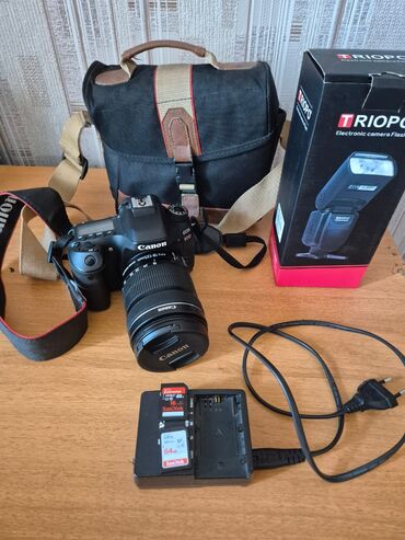 adaptör: Canon Eos 80D az işlənmiş əla vəziyyətdə 18-135 Lens + SoftCord +