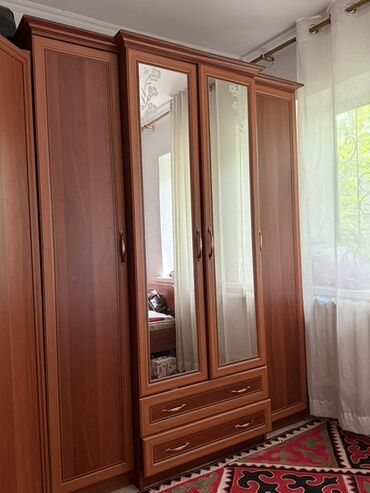 комод с зеркалом в спальню: Шкаф для одежды, Прямой