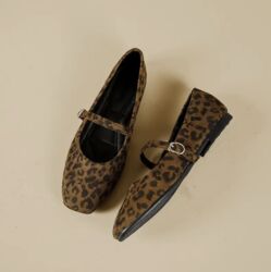 отдам даром телевизоры: Отдам даром новые балетки. Размер 40. Самовывоз. +