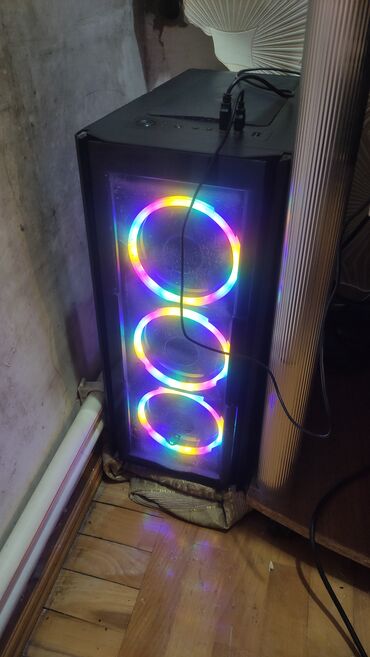 masaustu pc: Gaming/iş stasionar kompüter - Prosessor: Intel Core i5-8500, 6 nüvə