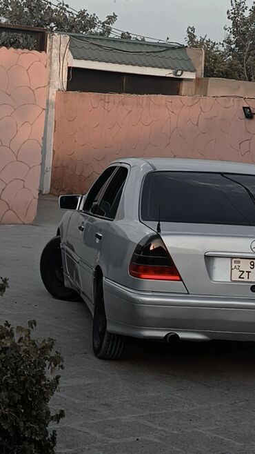 çeşqa maşını: Mercedes-Benz C-Class: 2 l | 1994 il Sedan