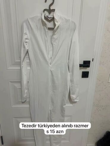 Pencəklər: Qadın geyimləri – müxtəlif modellər - Qara qısa bleizer: klassik — 50