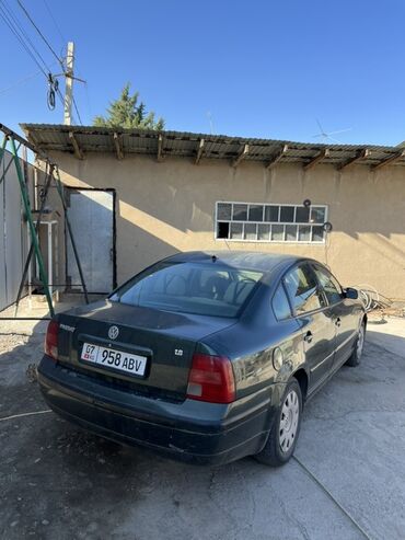 купить кожаные сиденья для авто бу: Volkswagen Passat: 1999 г., 1.8 л, Механика, Бензин, Седан