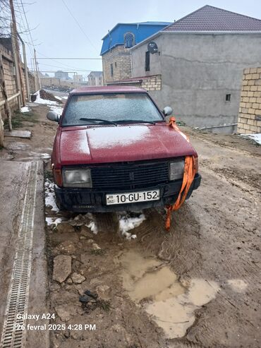 VAZ (LADA): Moskvich Butun Ehtiyyat Hiselleri Satilir