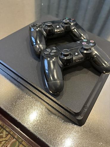 ps4 usb: Sony PlayStation 4 Slim /500gb - Rəng: qara, Slim korpus - Komplekt — 1