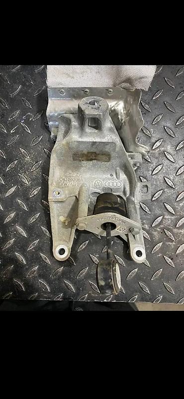 moj auto: AUDI Q5 80A 2018 NOSAC STOPA MOTORA 80A199308A 4M0199870AN | Audi a3 — 4