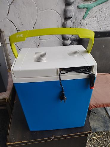 soyducu ucuz: Elektrikli termo-soyuducu/soyuq saxlayan - Həcm: təxminən 25–30 litr — 1