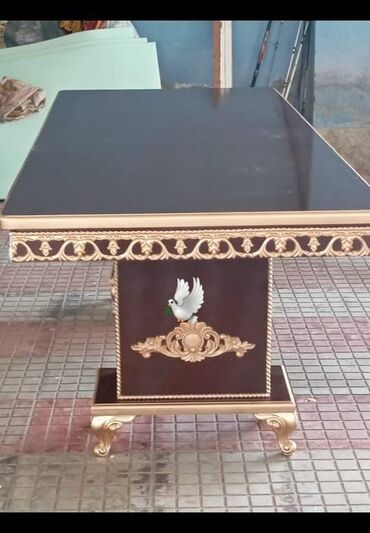 Masa və oturacaq dəstləri: Qonaq masası, Yeni