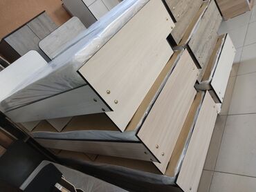 Односпальные кровати: Кровати односпальные кровать Абсолютно новый Хорошие качества Есть — 3