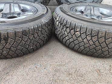 70 сом: Дөңгөлөктөр монтажда 245 / 70 / R 16, Кыш, Колдонулган — 2