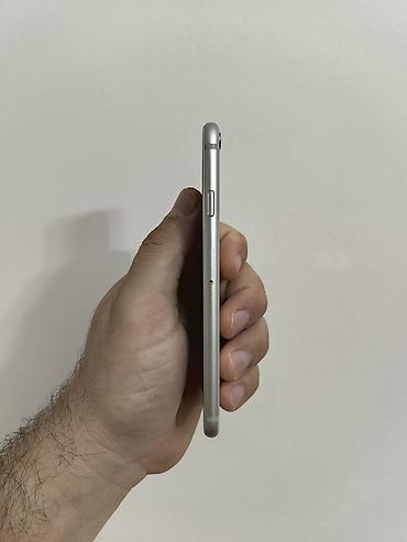 eskimo klima: Iphone 6s beli sa 32 gb memorije, sim free icloud free. Ok očuvan, i — 2