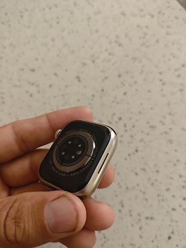 Apple Watch Series 9– 45 mm, paslanmayan polad (stainless steel)