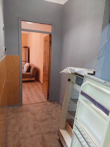 Uzunmüddətli kirayə mənzillər: Yasamal rayonu Şərifzadə küçəsi Safsunun yanından düz aşağı düşəndə — 6