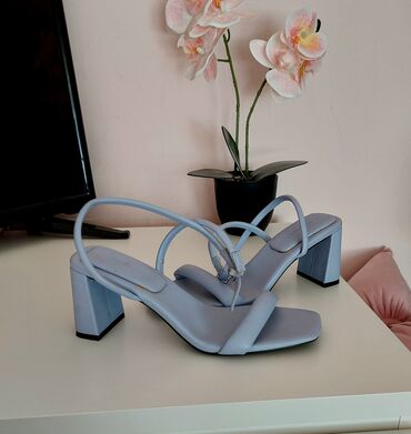 Sandale: Sandale, Bershka, 36 na lalafo.rs Sandale: Sandale, Bershka, 36
