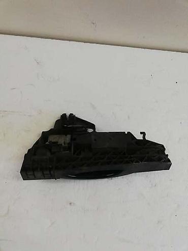 motalice za duvan: PREDNJA DESNA KVAKA ZA AUDI A4, Q3 - 8T0837167A | Prednja desna — 2