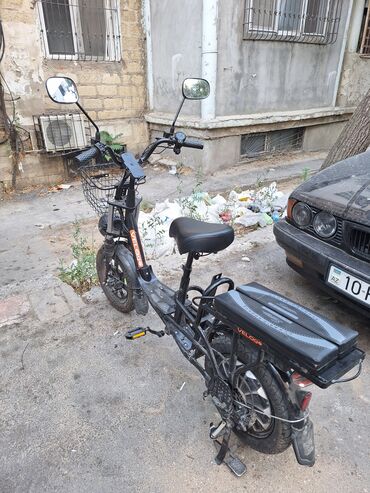 İdman velosipedləri: Elektrik velosipedi/skuteri VELO39 - Şəhər içi rahat hərəkət üçün