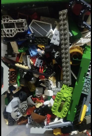ikinci əl oyuncaqlar: Lego satilir.Qarisiqdir
Say 3000 ededdir(500/500-de satilir) — 1