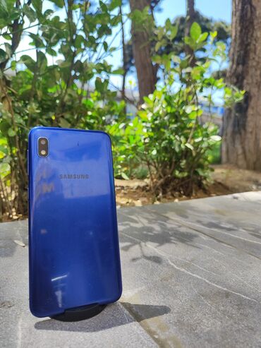 Samsung: Samsung A10, 32 GB, rəng - Göy, Düyməli, Face ID