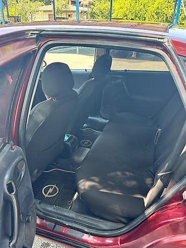 guzgu: Opel Vectra: 0.8 l | 1998 il 260 km Sedan — 4