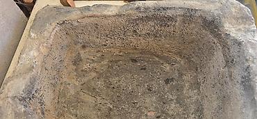 ucuz gül: Su daşı İrəvandan gəlib o vaxtı əl ilə yonulub laqunda yox.7L su — 4