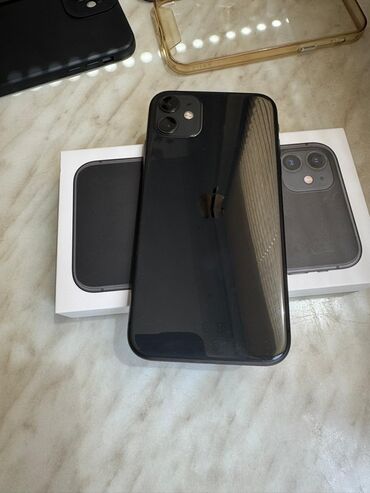 чехлы для телефон: IPhone 11, Б/у, 128 ГБ, Черный, Чехол, 75 %