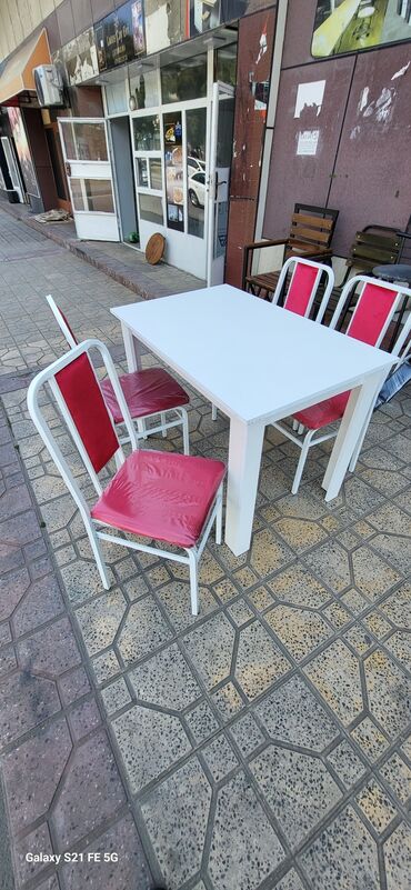 Stullar: Mətbəx üçün, Yeni, Qatlanmayan, rəng - Ağ Stul -da lalafo.az — 7 Stullar: Mətbəx üçün, Yeni, Qatlanmayan, rəng - Ağ Stul — 7