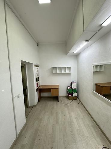 Помещение под офис/кабинет. Сдаются 2 комнаты по 13м2 под офис . В at lalafo.kg Помещение под офис/кабинет. Сдаются 2 комнаты по 13м2 под офис . В