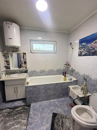 Продажа коттеджей и домов: 6 комнат, 220 м², 6 соток, Бишкек, Ак-Орго ж/м Агентство недвижимости — 12