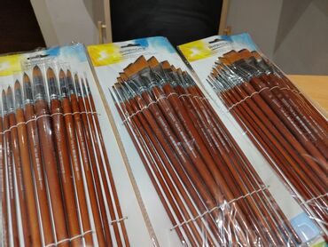 Ostali predmeti za umetnost i kolekcionarstvo: Cetkice, 4 razlicita Pakovanja po 13 cetkica,novo — 11