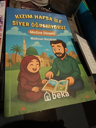 Dini kitablar: Məhsul: İslam mövzusunda kitablar dəsti quranlar 25₼ uşaq kitablar 10₼ — 7