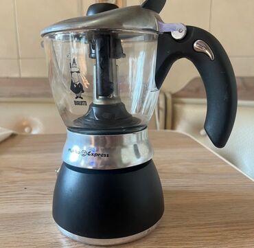 домашный молоко: Итальянская Гейзерная кофеварка Bialetti Mukka с уникальной системой