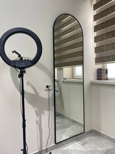 зеркало душ: Продается зеркало на ножках стандартного размера 170/70 см по цене