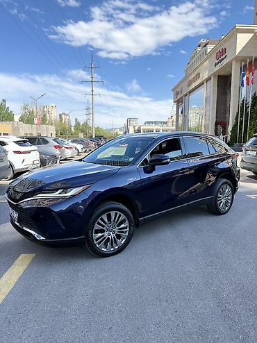 крыло 2106: Toyota Venza: 2021 г., 2.5 л, Вариатор, Гибрид, Кроссовер — 2
