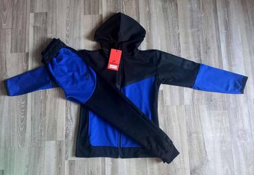 Komplet trenerke: Nike, Unisex — 9