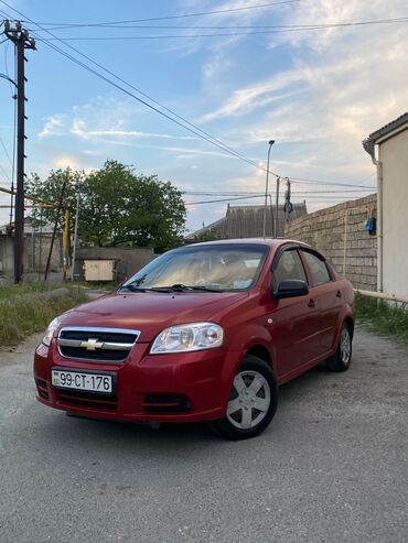 Chevrolet Aveo: 1.2 l | 2011 il 173000 km Sedan