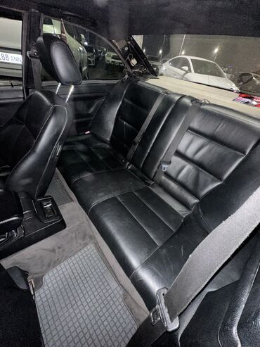 BMW: BMW 320: 1993 г., 2 л, Механика, Бензин, Купе — 5