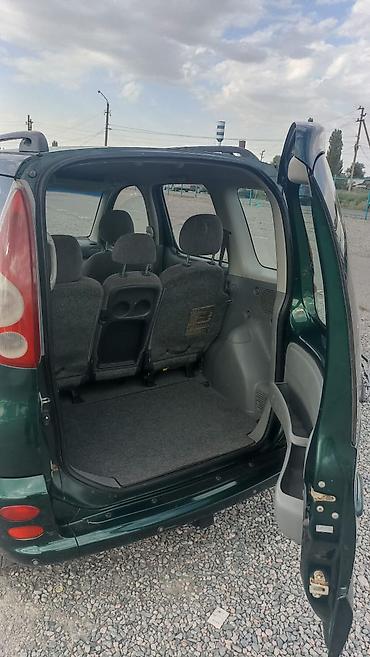 версио: Toyota Yaris Verso: 2002 г., 1.3 л, Бензин, Минивэн — 7
