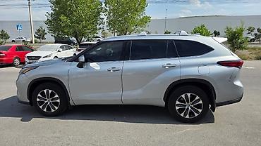 Toyota: Toyota Highlander: 2016 г., 2.5 л, Автомат, Гибрид, Кроссовер — 1