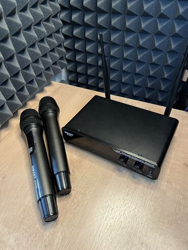 купить беспроводной микрофон: 🎤 Продаю радиомикрофоны Smart SM 945 со станцией! Держит заряд до 10