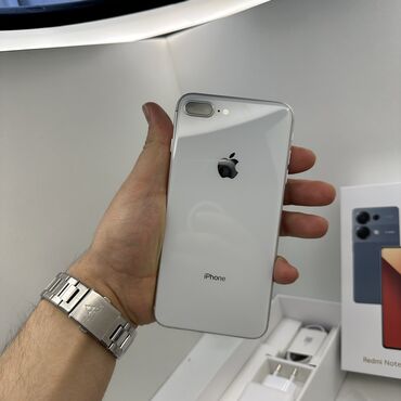 Apple iPhone: IPhone 8 Plus, Б/у, 64 ГБ, Белый, Чехол, 77 %