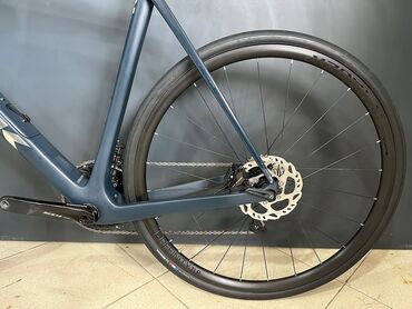 İdman velosipedləri: TREK yol velosipedi – karbon karkaslı, disk əyləcli, Shimano 105 — 12