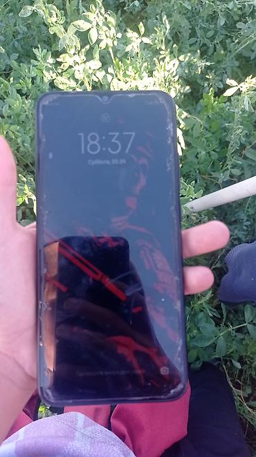 аккаунт mlbb: Смартфон с крупным безрамочным экраном и каплевидным вырезом под — 1